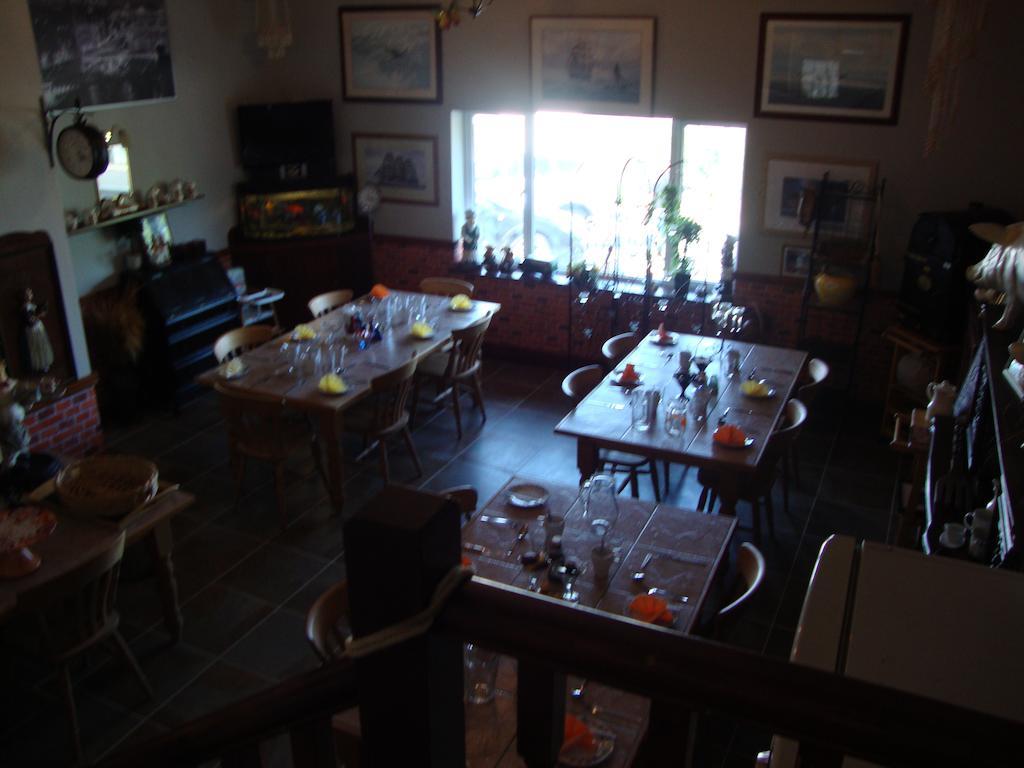 Lakeland Guest House Pembroke Dock Ngoại thất bức ảnh